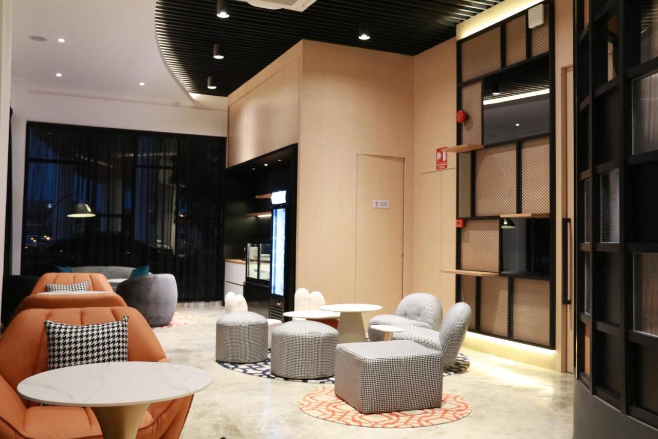 Otel Hotel Suite Sibu Buitenkant foto